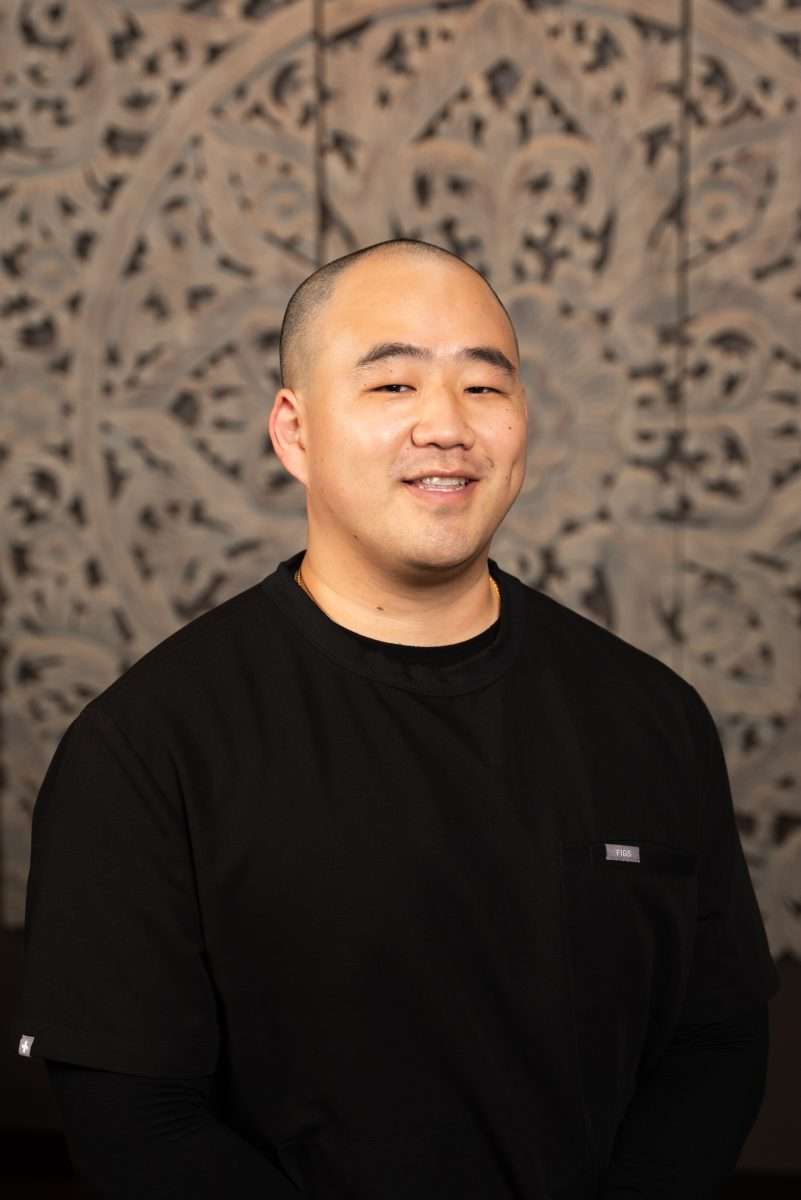 Portrait of Aaron Lee